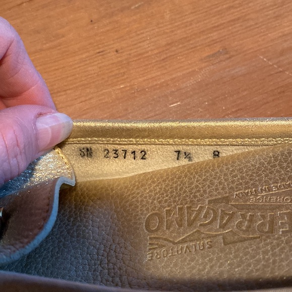 Salvatore Ferragamo Gold Leather Gancini Open Back Slip On Loafers Size … - Picture 7 of 13